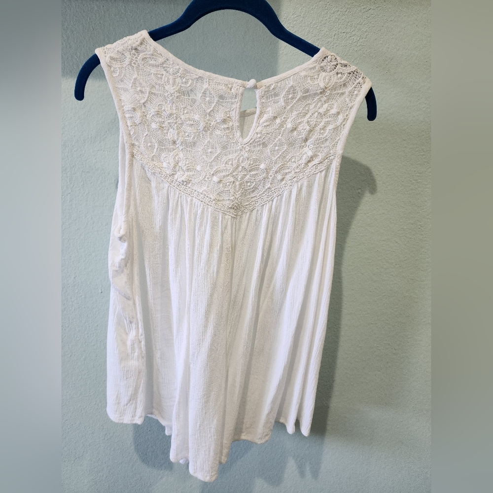 ANTILIA FEMME | Elegant White Lace Women's Top | Medium - Picture 2 of 6